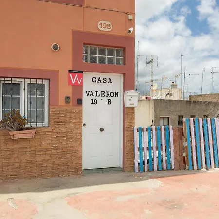 Casa Valeron アパート